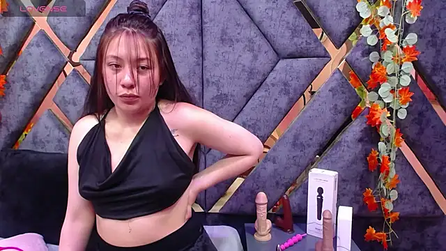 Snapshot of alison_deep chatting on February 27, 2026, 4:12 am alison deep online show from February 27, 2026, 4:12 am