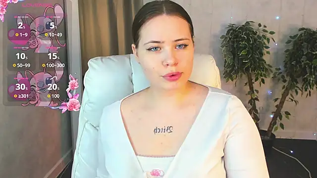 Snapshot of EricaElliott chatting on October 6, 2025, 1:03 am EricaElliott online show from October 6, 2025, 1:03 am