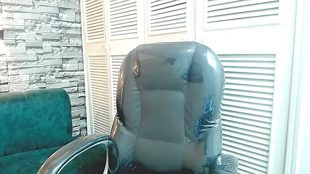 Warning Boy online show from December 29, 2024, 9:52 pm