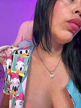 KarolRubi1 online show from September 28, 2025, 3:23 am