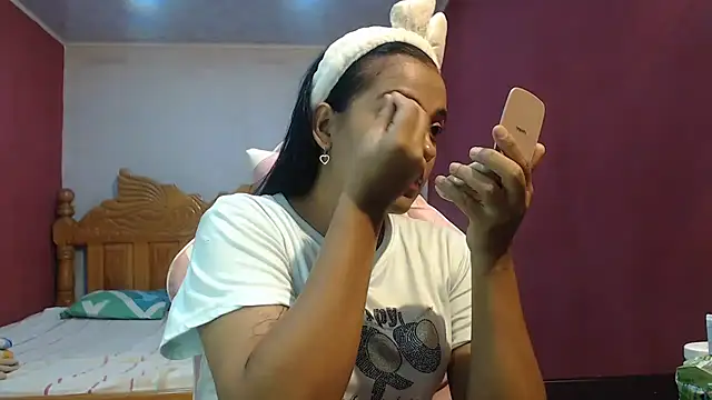 Coral0403 online show from March 13, 2026, 7:53 pm