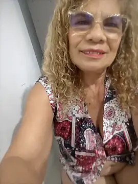 indiraa-channell online show from January 12, 2025, 4:52 am