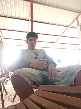 Snapshot of elmazitogrande chatting on October 9, 2025, 5:44 pm elmazitogrande online show from October 9, 2025, 5:44 pm