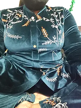 tanvihot2 online show from December 18, 2025, 7:14 am