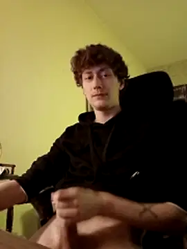 HalloMarcy online show from November 1, 2025, 1:07 am