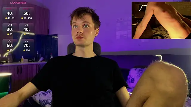 Leonnextdoor online show from April 11, 2026, 8:24 pm