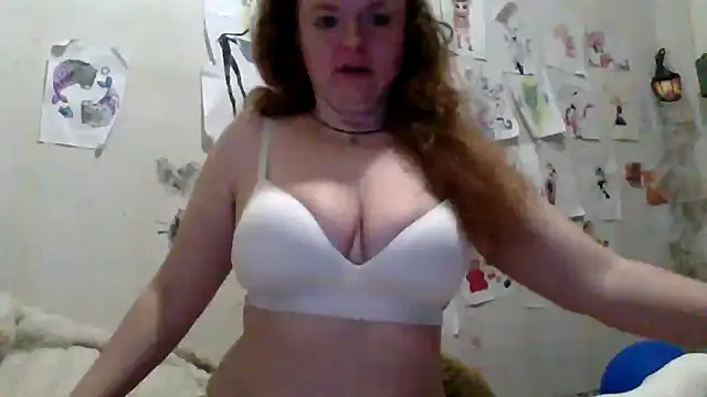 Snapshot of Rae_Jeannie chatting on March 15, 2026, 3:23 am Rae Jeannie online show from March 15, 2026, 3:23 am