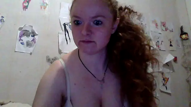 Snapshot of Rae_Jeannie chatting on April 7, 2026, 2:45 am Rae Jeannie online show from April 7, 2026, 2:45 am