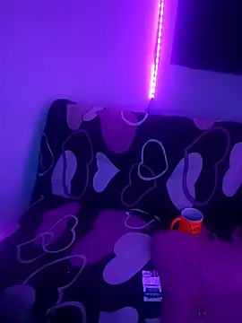 Alexiaysteve online show from March 17, 2025, 4:08 am