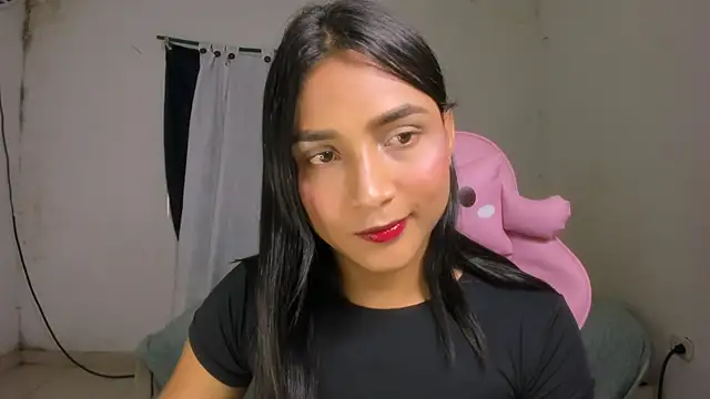 Miss noah18 online show from October 8, 2025, 8:06 pm