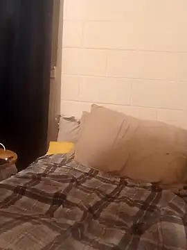 k1oudE online show from February 23, 2026, 4:32 am