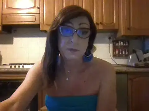 Tiabet online show from March 19, 2026, 9:30 pm