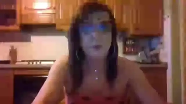 Snapshot of Tiabet chatting on May 8, 2026, 8:47 pm Tiabet online show from May 8, 2026, 8:47 pm
