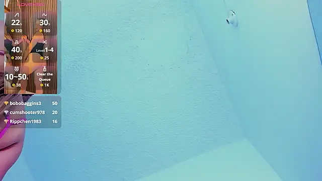 Annie kurt  online show from November 13, 2025, 8:52 pm