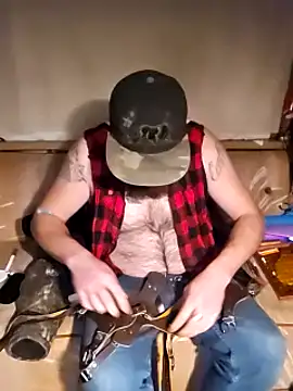 Snapshot of StruggleSnuggles chatting on March 16, 2025, 3:47 am StruggleSnuggles online show from March 16, 2025, 3:47 am