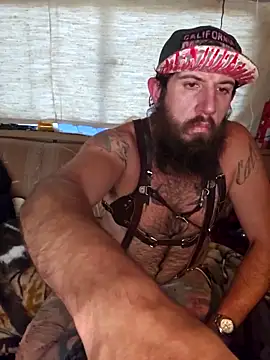 Snapshot of StruggleSnuggles chatting on November 1, 2025, 11:29 pm StruggleSnuggles online show from November 1, 2025, 11:29 pm