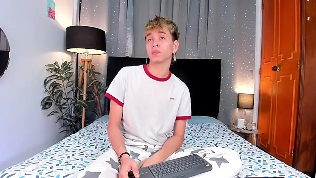 Brian-Ausslos online show from February 5, 2025, 4:27 am