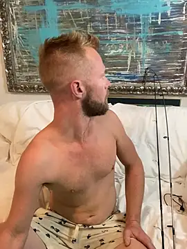 Snapshot of bjay1210 chatting on January 15, 2025, 9:30 pm bjay1210 online show from January 15, 2025, 9:30 pm