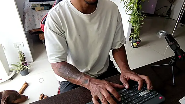 Adam Valenciia online show from February 18, 2026, 5:53 pm