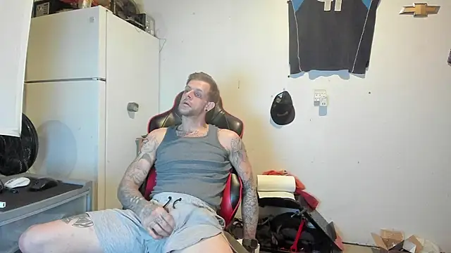 JamesMichael88 online show from March 13, 2025, 1:32 am