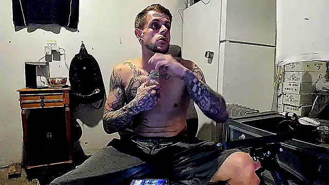 JamesMichael88 online show from March 21, 2025, 3:12 am