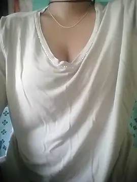 muskan-Sharma online show from October 15, 2025, 5:18 am