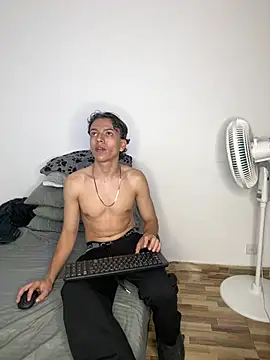 Young latin master777 online show from December 30, 2024, 3:14 am