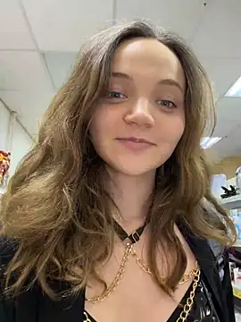 TheYourL online show from April 8, 2026, 9:37 pm