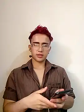 Lian Noath online show from February 11, 2025, 12:27 pm