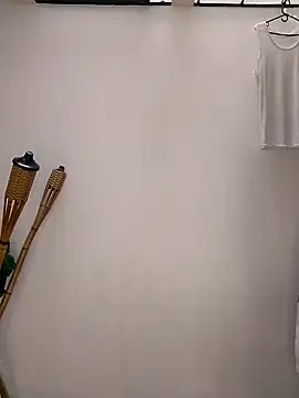 Lian Noath online show from February 15, 2025, 12:54 pm