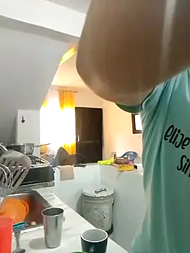 Lian Noath online show from February 18, 2025, 1:00 pm