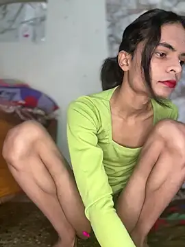 Enna Zarza  online show from December 17, 2025, 6:19 am