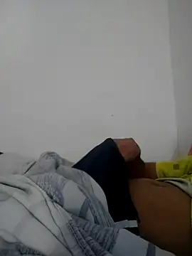 Snapshot of fredfgr chatting on February 14, 2026, 1:30 pm fredfgr online show from February 14, 2026, 1:30 pm