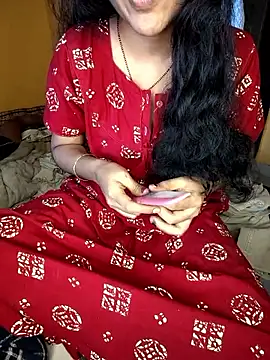 lovelygirl4567 online show from October 10, 2025, 6:01 am