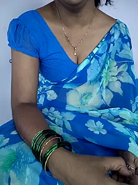 lovelygirl4567 online show from March 30, 2026, 6:03 am