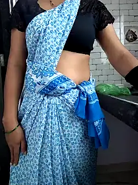 lovelygirl4567 online show from July 18, 2026, 2:38 am