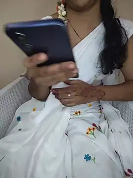 lovelygirl4567 online show from July 31, 2026, 4:45 am