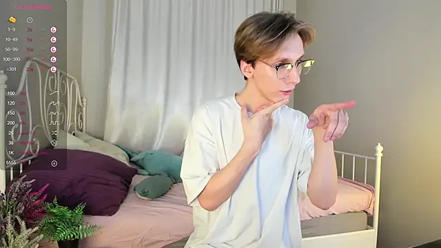 Adrian Di online show from February 21, 2025, 3:54 pm