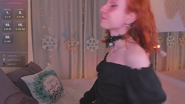 Snapshot of Iris_Pastels chatting on January 3, 2025, 11:33 pm Iris Pastels online show from January 3, 2025, 11:33 pm