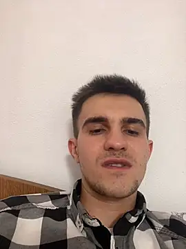 Snapshot of Demonpull69 chatting on December 31, 2024, 9:39 pm Demonpull69 online show from December 31, 2024, 9:39 pm