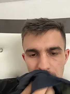 Snapshot of Demonpull69 chatting on March 9, 2025, 12:09 pm Demonpull69 online show from March 9, 2025, 12:09 pm