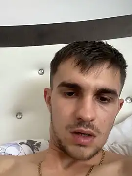 Snapshot of Demonpull69 chatting on November 6, 2025, 10:16 am Demonpull69 online show from November 6, 2025, 10:16 am