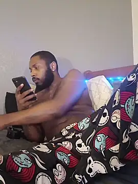 Snapshot of Caliclysm chatting on November 26, 2025, 5:19 am Caliclysm online show from November 26, 2025, 5:19 am