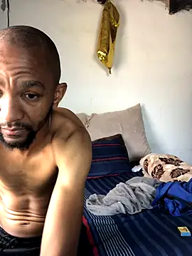 Snapshot of MKbesxxx chatting on November 29, 2025, 7:55 am MKbesxxx online show from November 29, 2025, 7:55 am