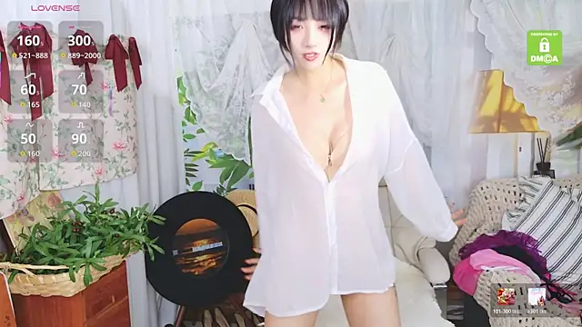 xiaotiantian-76 online show from April 23, 2026, 3:08 am