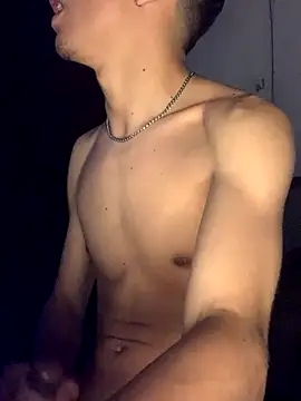 gabrielzinnnn085 online show from October 26, 2025, 8:59 pm