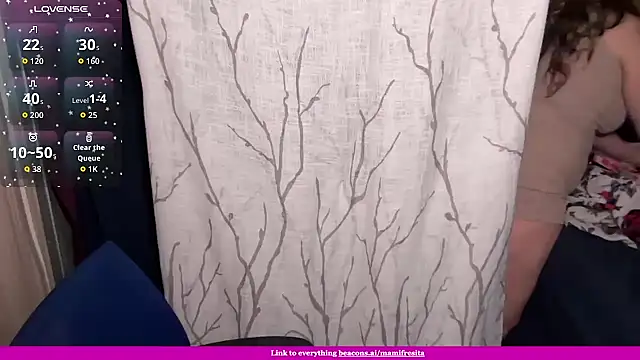 mamifresita online show from March 21, 2026, 12:32 pm