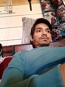 Snapshot of Tarun_0026 chatting on April 27, 2026, 6:44 am Tarun 0026 online show from April 27, 2026, 6:44 am