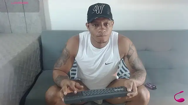 Josep Ston online show from November 12, 2025, 11:58 pm