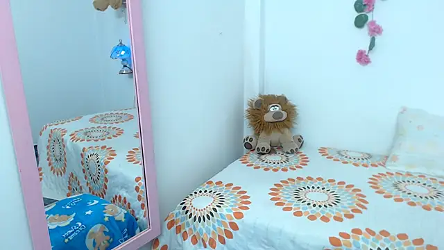 ANABELLASS online show from November 17, 2025, 9:20 pm